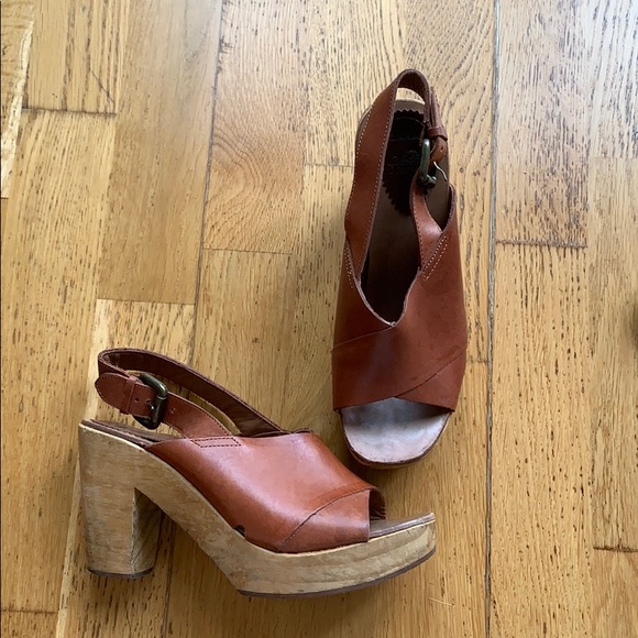Zara Shoes Zara Wooden Clog Sandal Poshmark